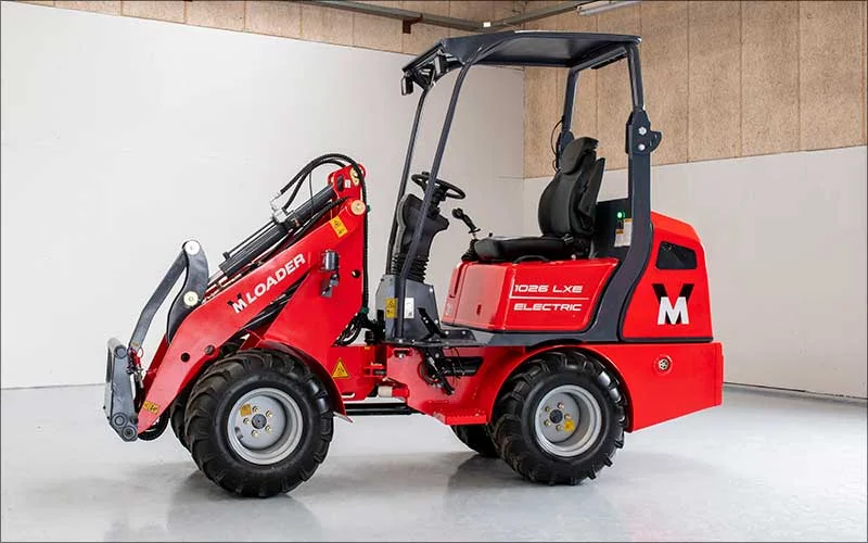 Red forklift before professional shadow creation