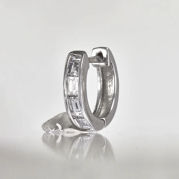 Silver ring before professional jewelry photo retouching