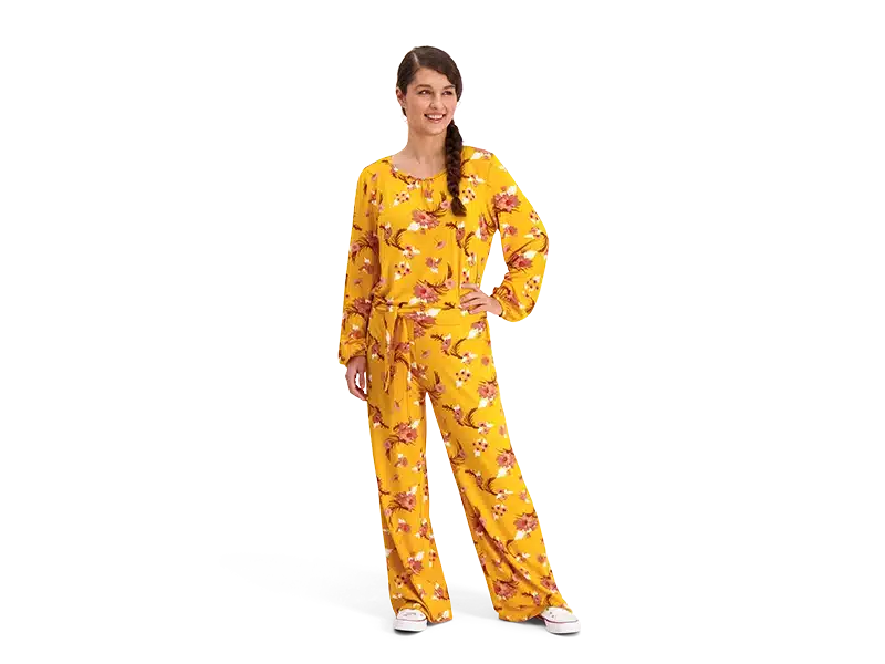 Background removal service for a yellow printed jumpsuit